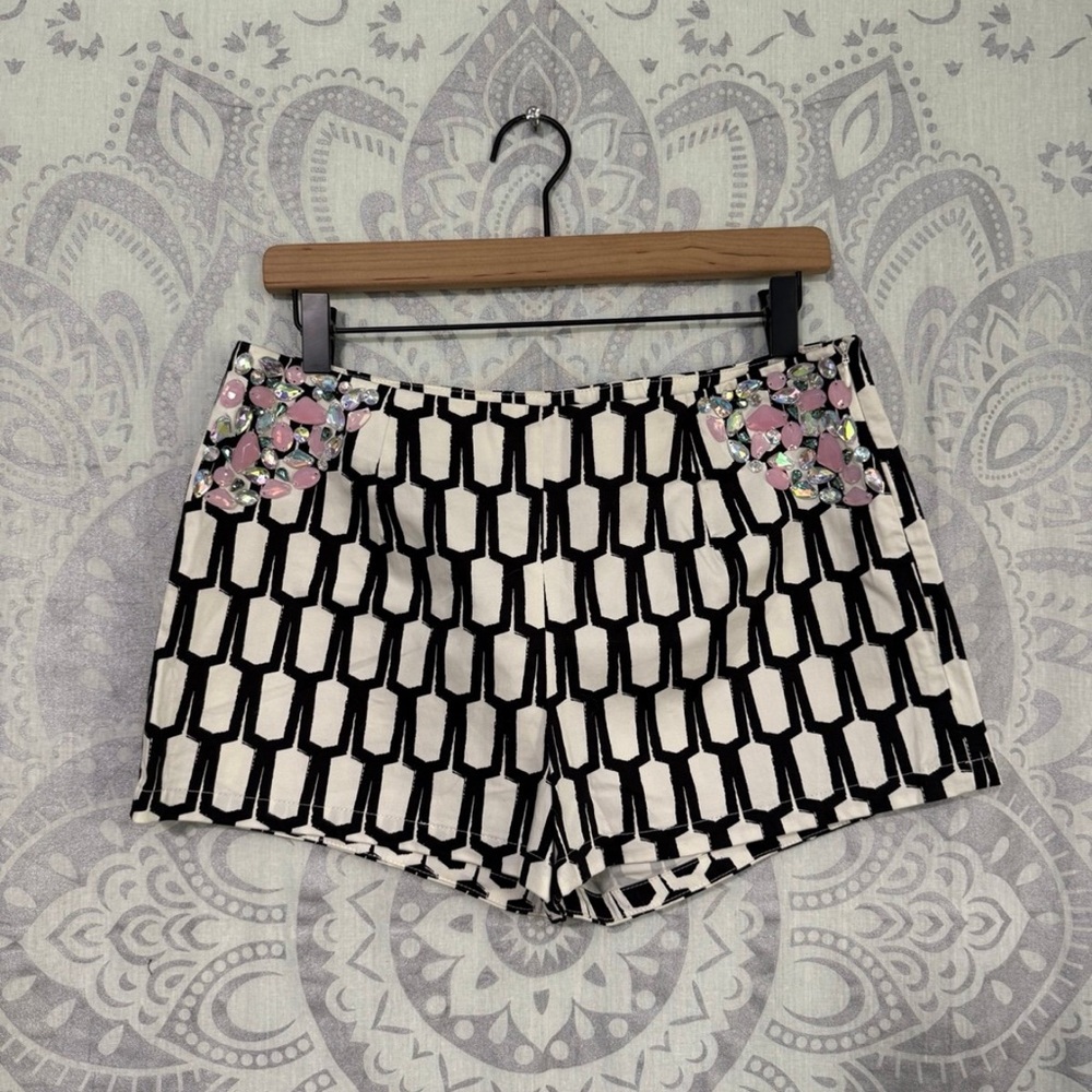 Nwt $54 Lulumari Black & White with Pink Teal Rhinestone Dress Shorts Side Zip L